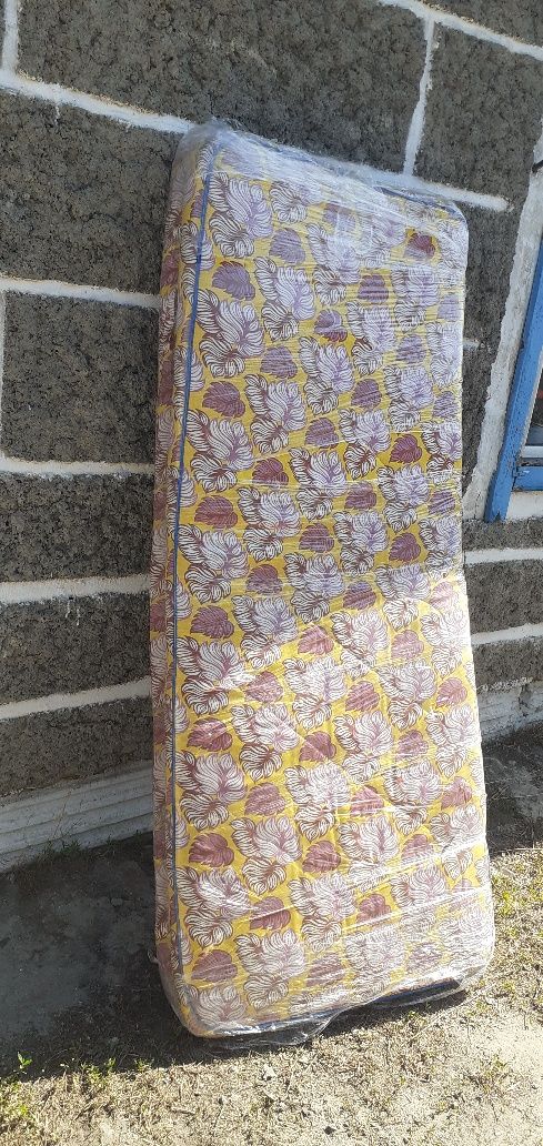 Продам матрасы 2шт