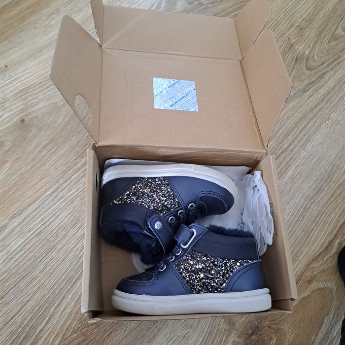 Детски боти майорал