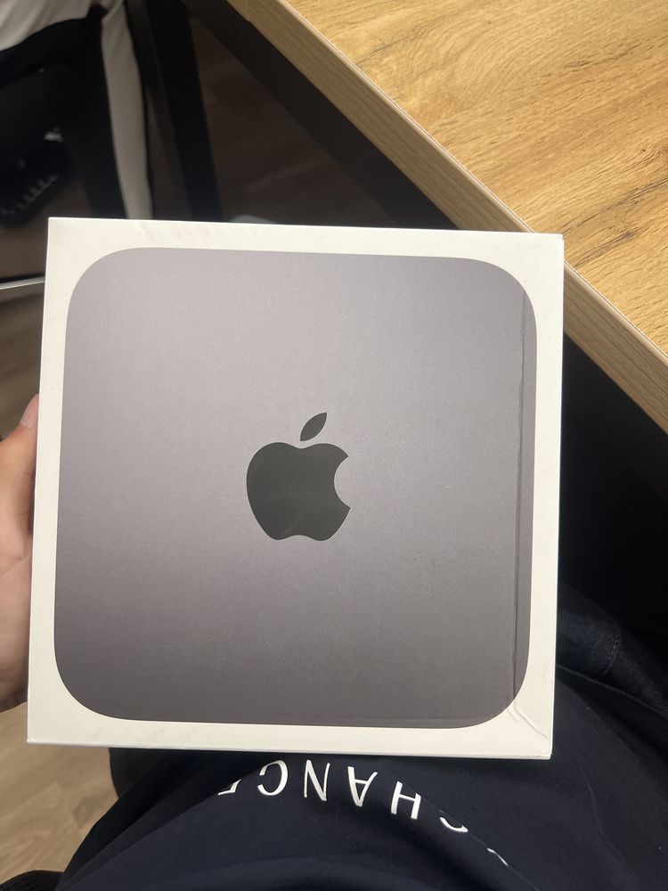Mac karopka sotiladi, Holati yangi