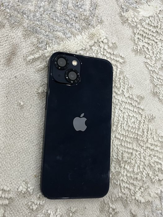 Айфон 13 в отличном состояние