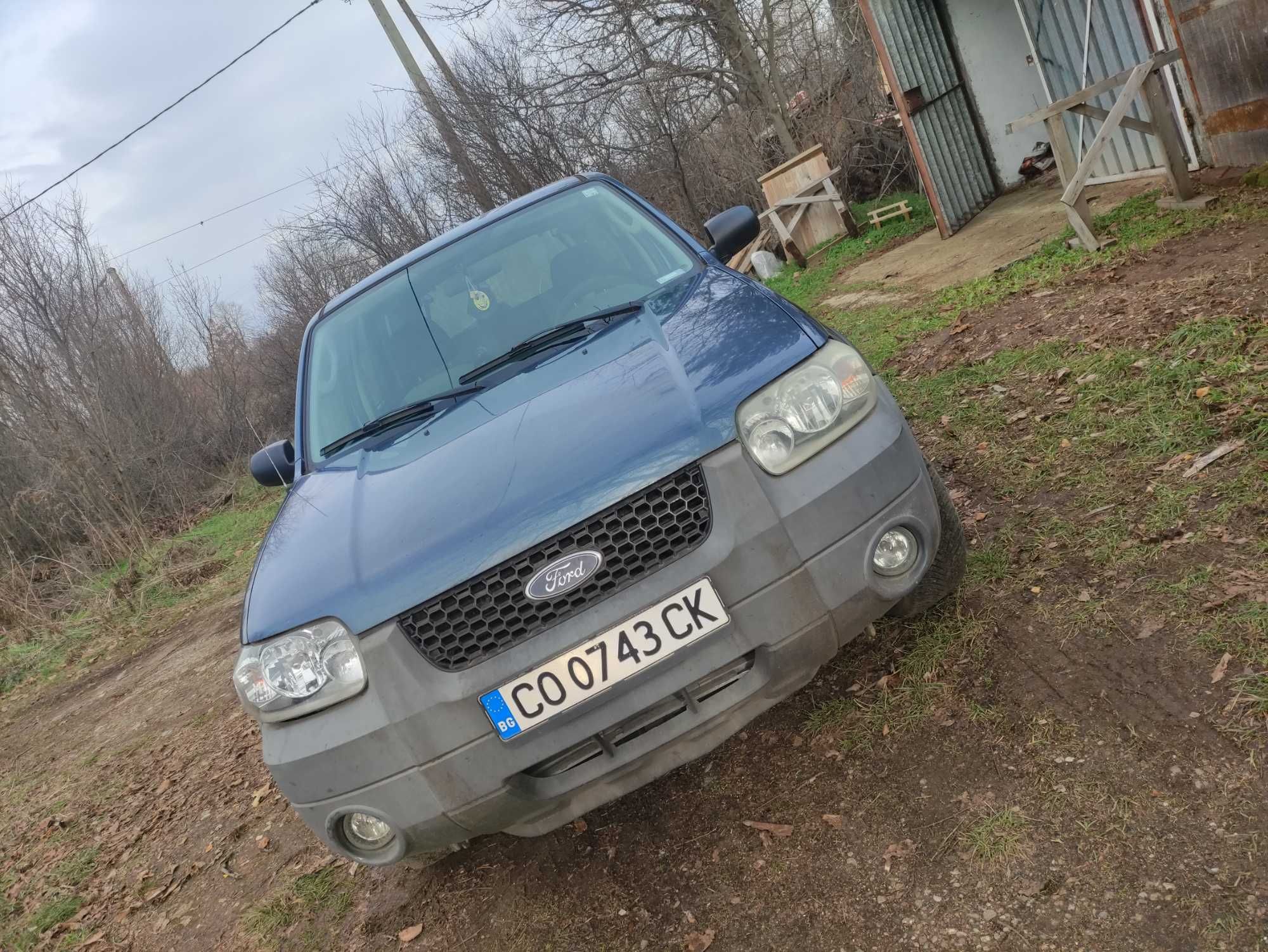 Автомобил Форд Маверик