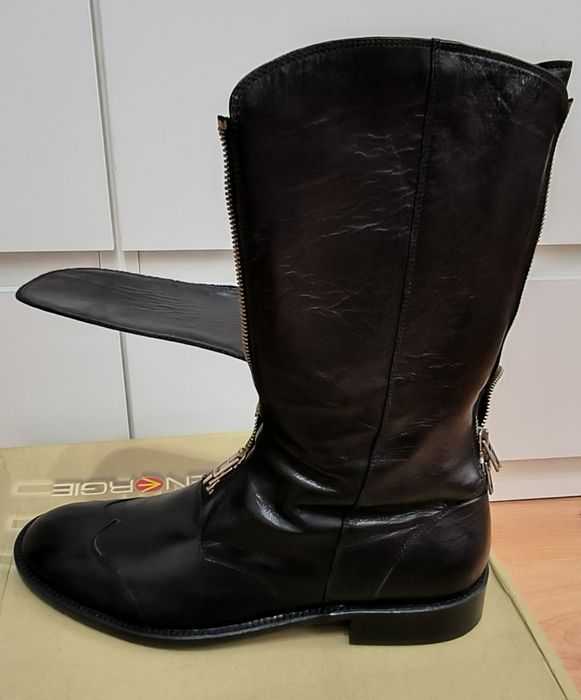 Cizme bărbați din piele, marca Pollini, mărimea 43