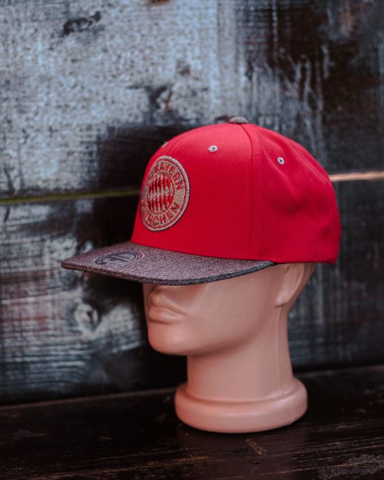 Cap snapback sapca FC Bayern Munchen Mitchell & Mess adjustable acril