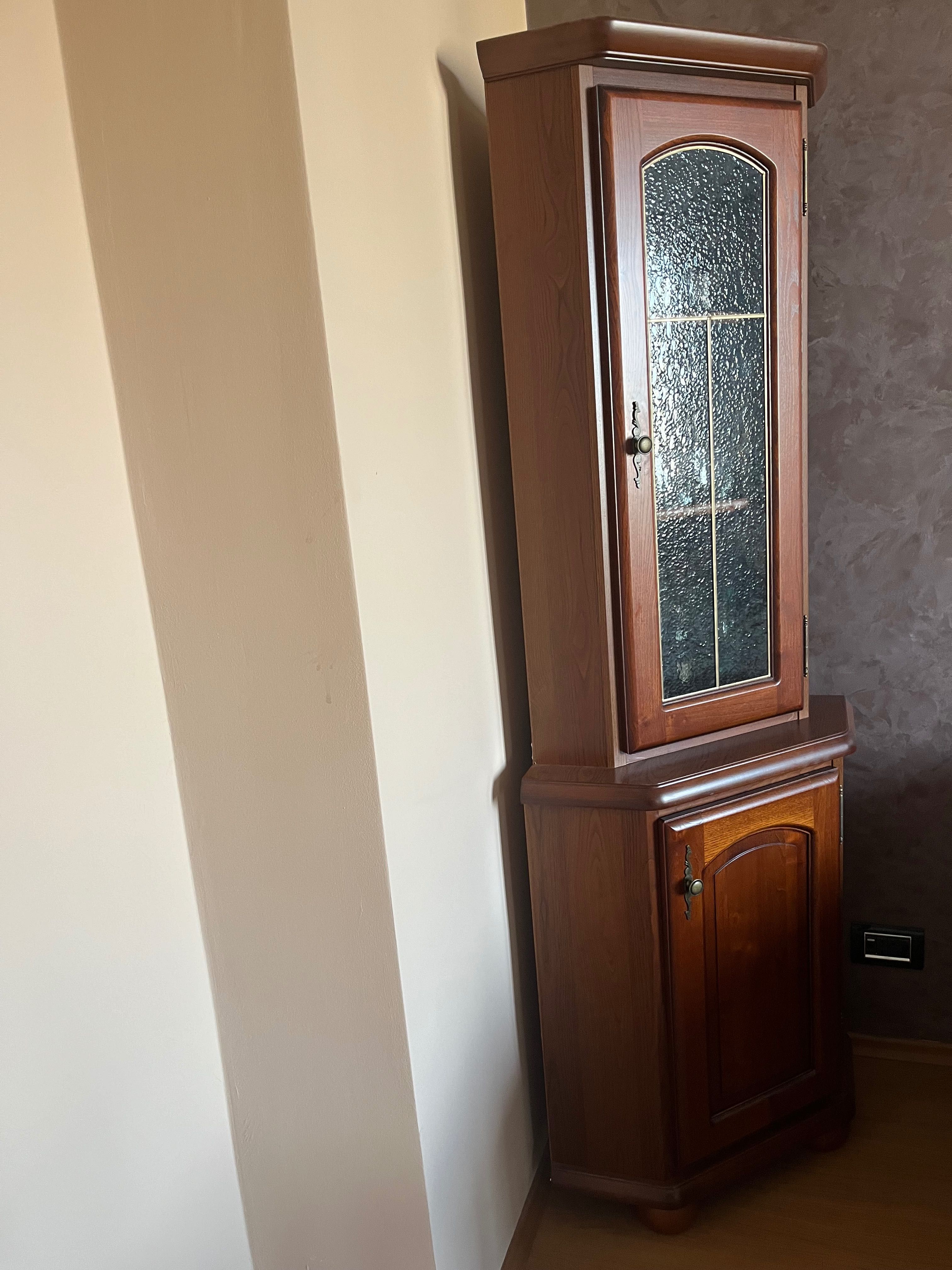 PLASTIKA -BG  furniture ъглова витрина от дърво - 800 лв.