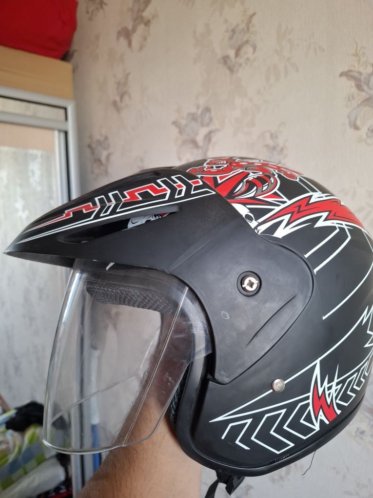 Moto sukuter Shlem