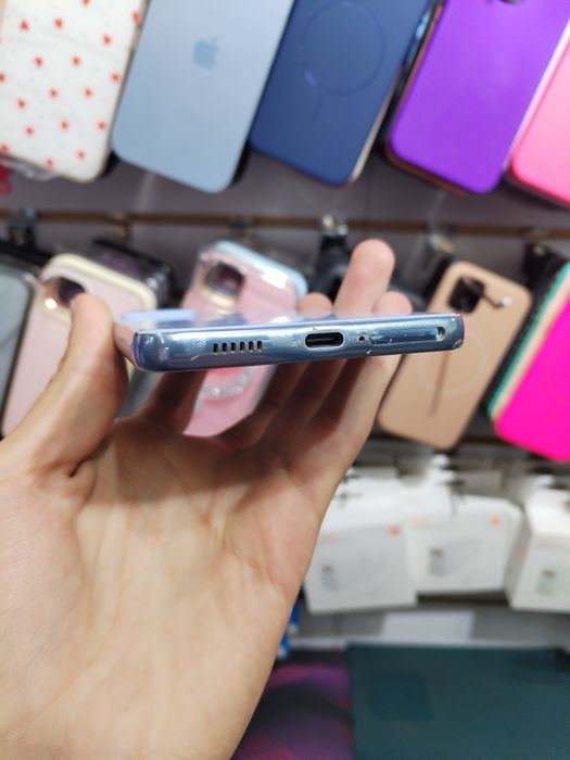 Samsung A53 6/128 ideal