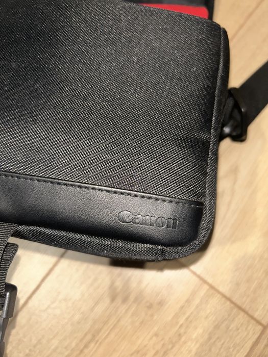 Canon EOS 4000D DSLR - Kit Complet