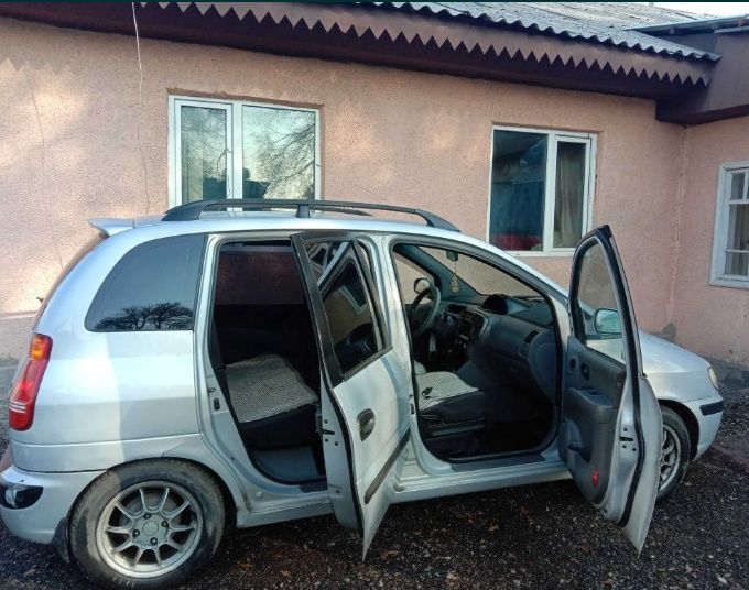 срочно продам хюндай матрикс