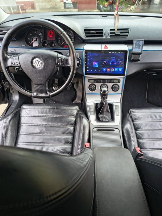 Vând Volkswagen Passat