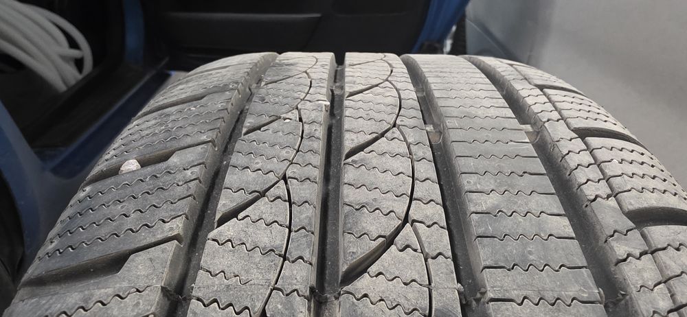 Продавам 4 броя джанти със зимни гуми 18" 5х120 7,5j ET45