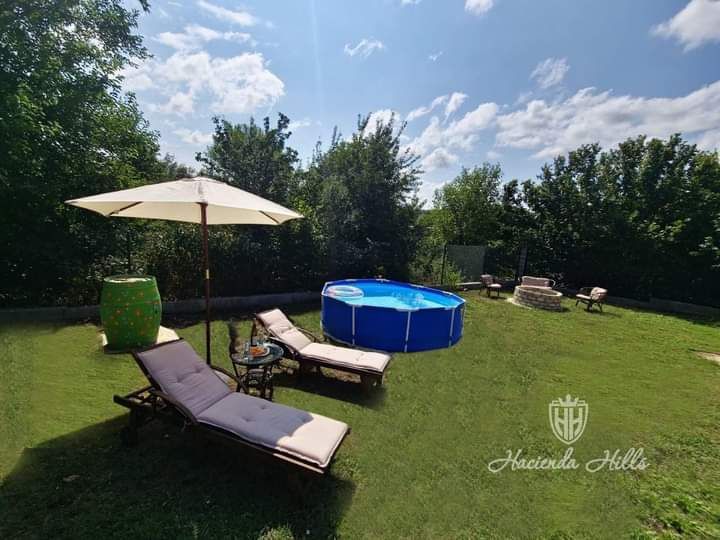 Къща за гости '' Hacienda Hills '' село Голямо Буково