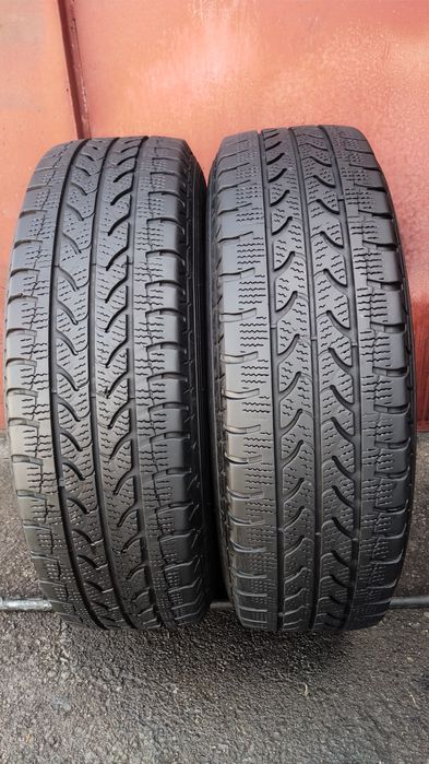 2бр. зимни бусови гуми 225/75/16C, Sava Eskimo LT
dot2522
6.7mm
Добро