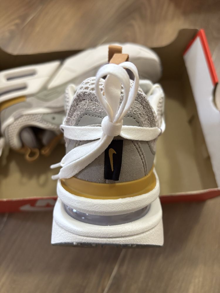 Маратонки Nike Air Max Furyosa