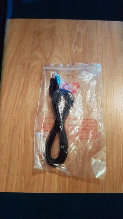 Cablu stereo negru nou