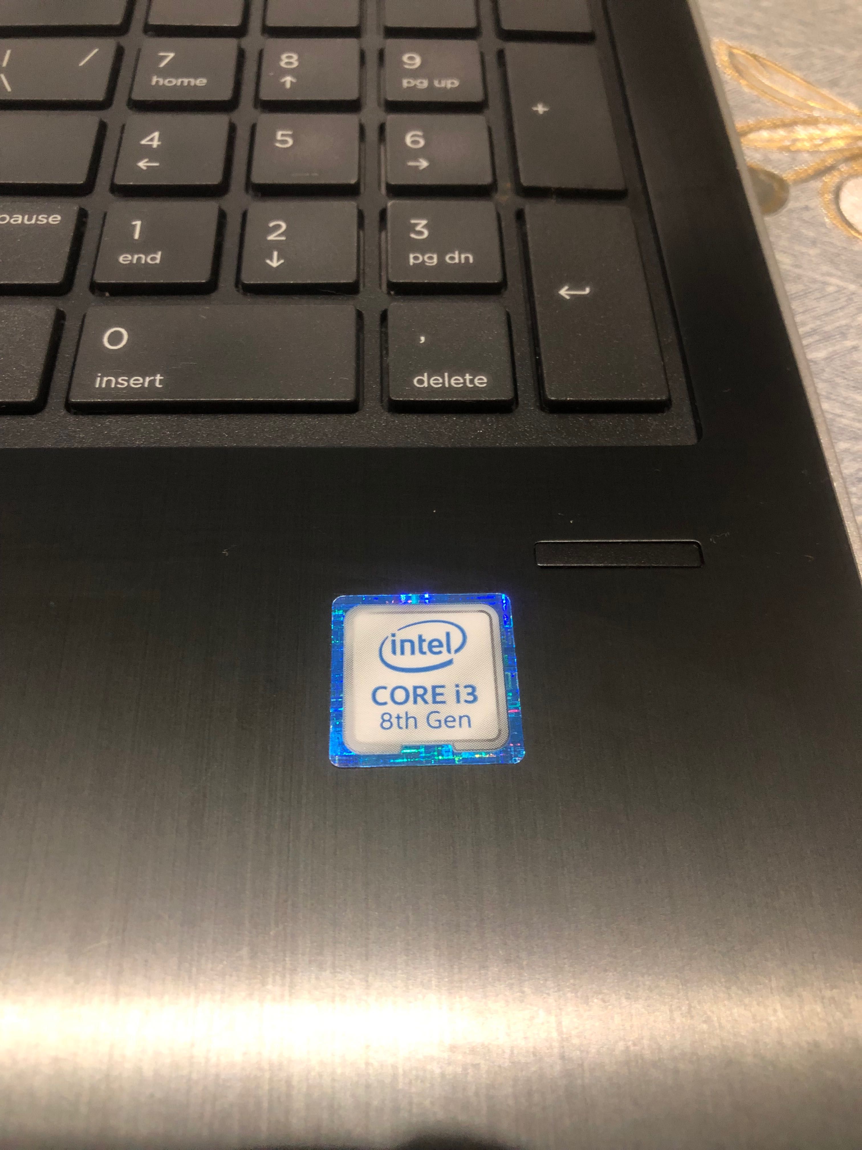 Срочно сотилади Ноутбук  Hp и DELL Vostro 3000