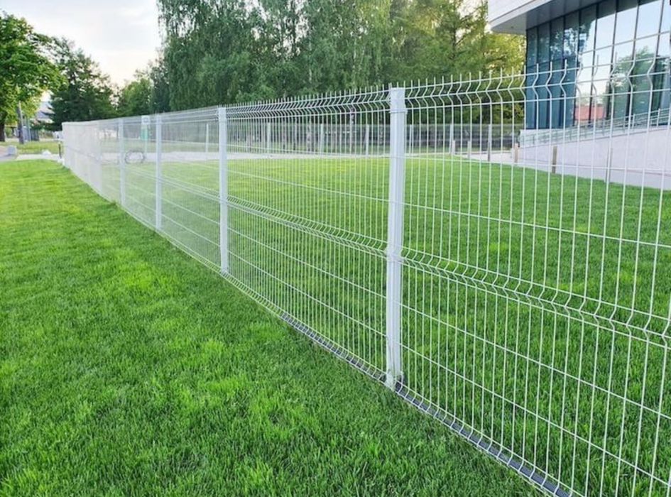 Construim garduri din plasa bordurata