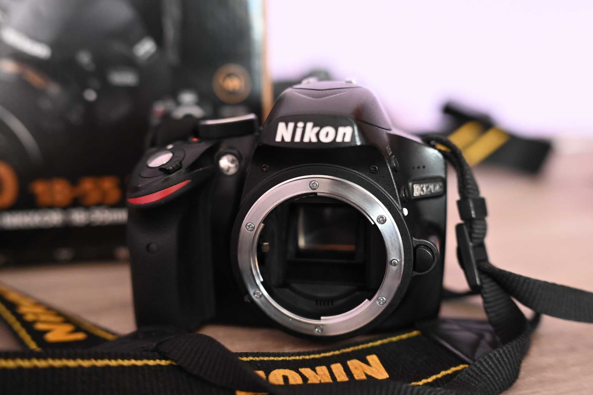 Nikon D3200 със обективи