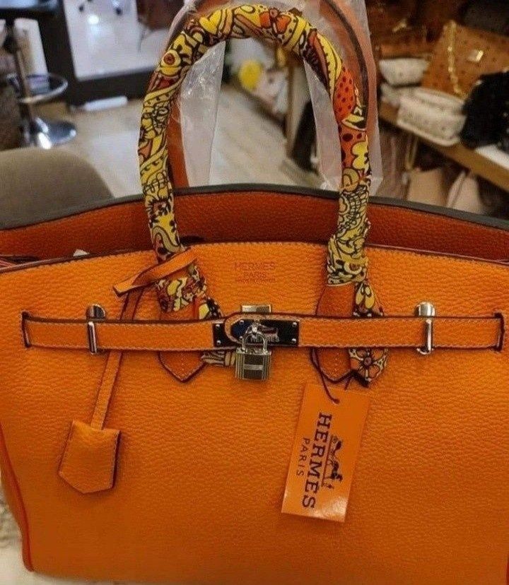 Genti Hermes Birkin new model  diverse nuanțe, France