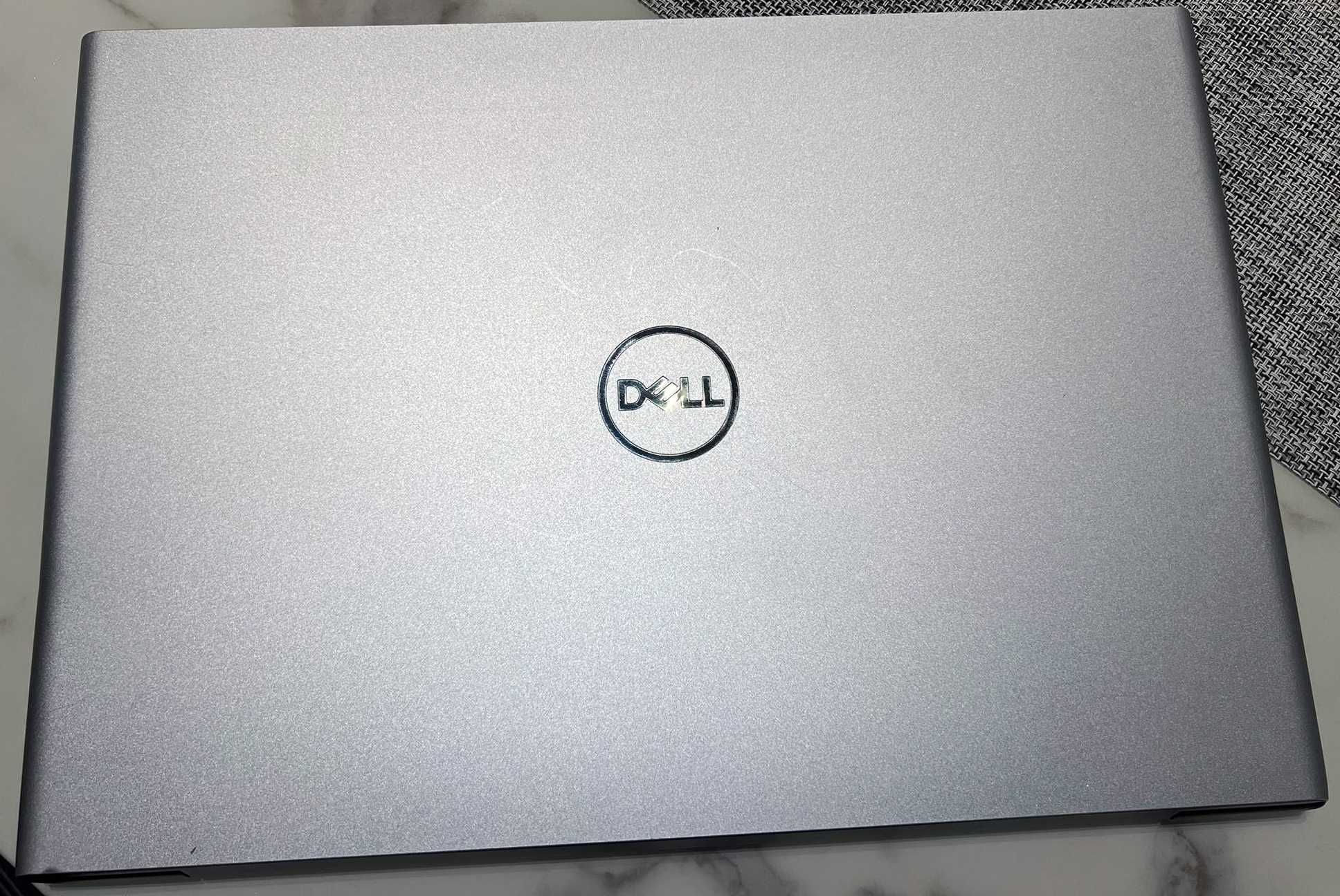 Лаптоп DELL Vostro 5471 I5-8250U 8GB 256GB SSD 14.0 HD Windows 10/11