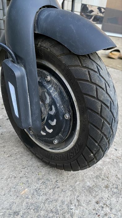Trotineta electrica REID E4 PLUS sau schimb cu 2 biciclete