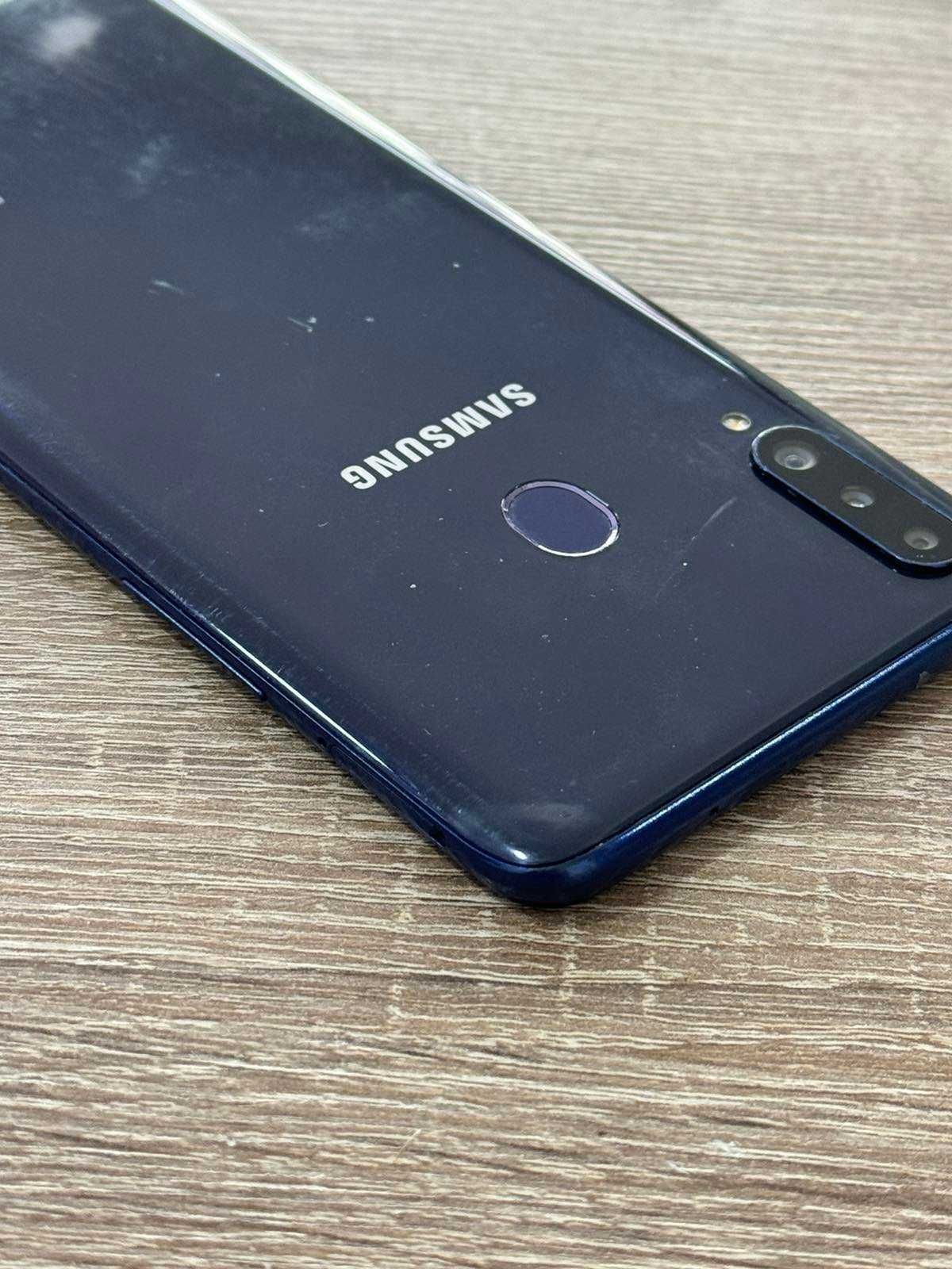 Продавам Samsung A20s