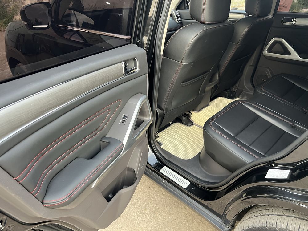Продам или обменяю на недвижимость кроссовер Baic Changhe Q7
