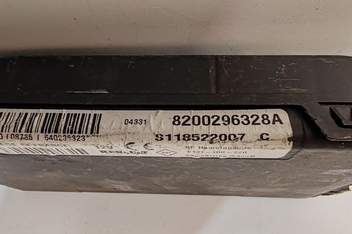 Modul Confort Siemens UCH 8200296328A Dacia Logan prima generatie (fa