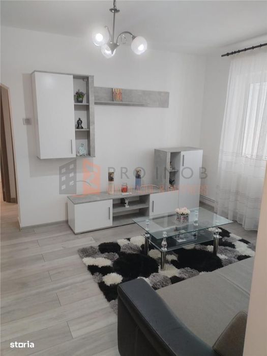Apartament 2 camere cf 1 semidecomandat zona Obor