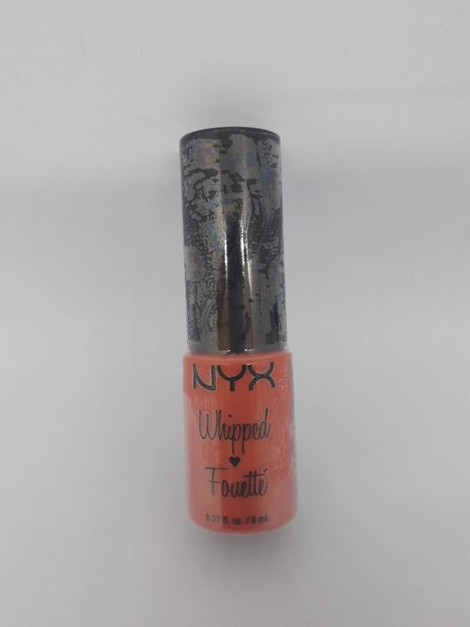 NYX / MAYBELLINE - гланц червило фон дьо тен highlighter хайлайтър