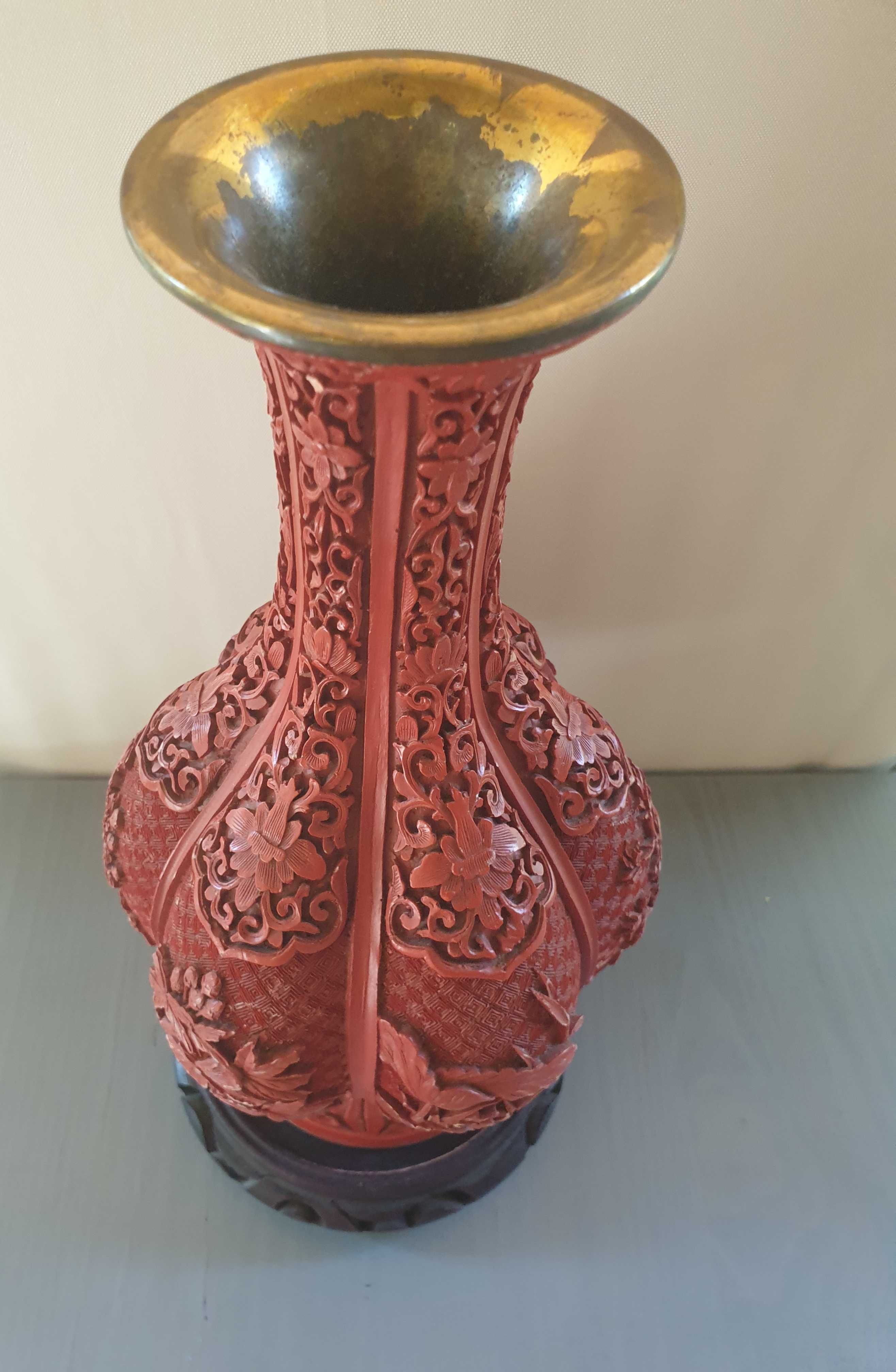 Стара китайска ваза
