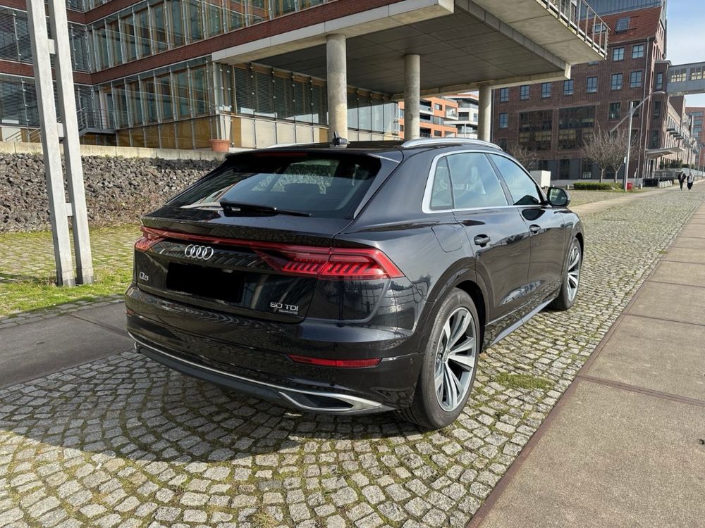 Audi Q8 50 TDI (2018 года)