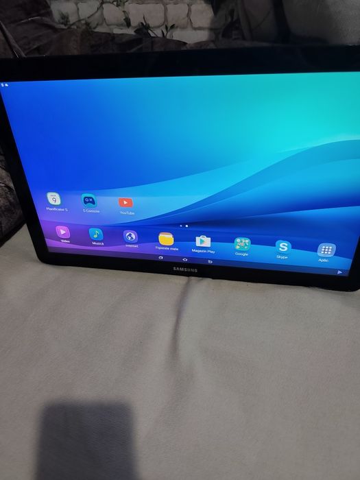 Tableta Samsung 18.4 8nci