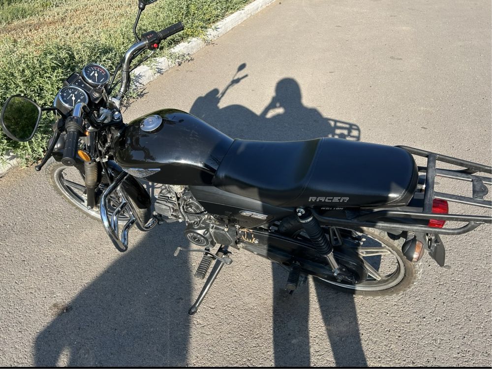 Продам RACER 110N