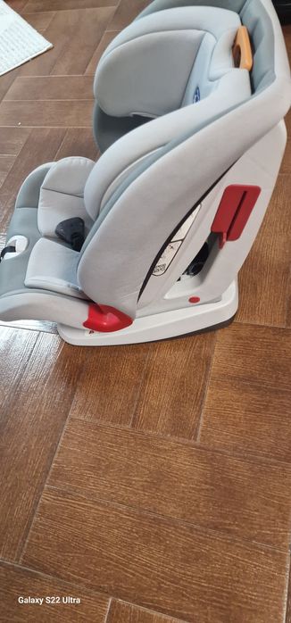 Scaun auto Chicco 9–36 kg (grupa 1/2/3)