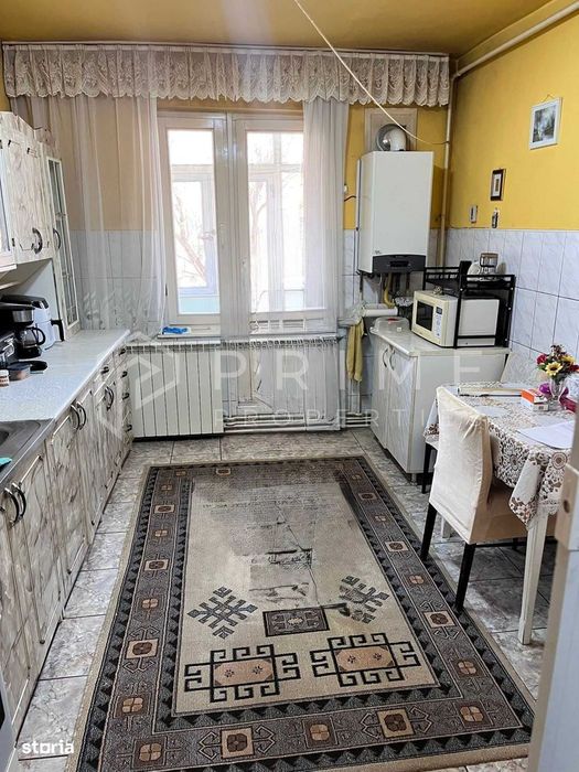 Apartament cu 4 camere etaj 1 Tudor