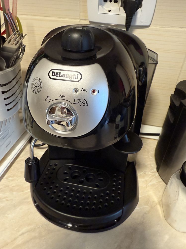 Espressor manual DeLonghi EC201 CD.B