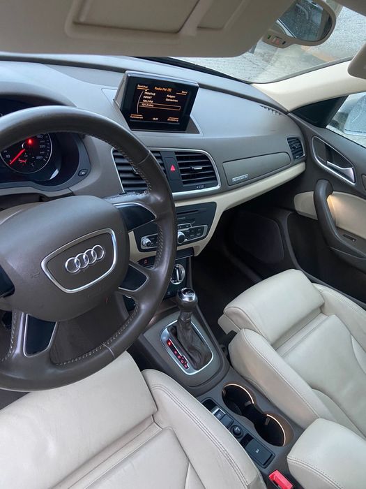 Audi Q3 quatro 2012