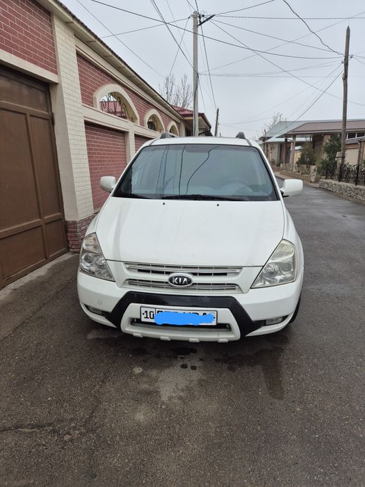 Продаётся Kia carnival