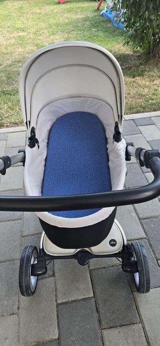 Vând carucior Mima Xari