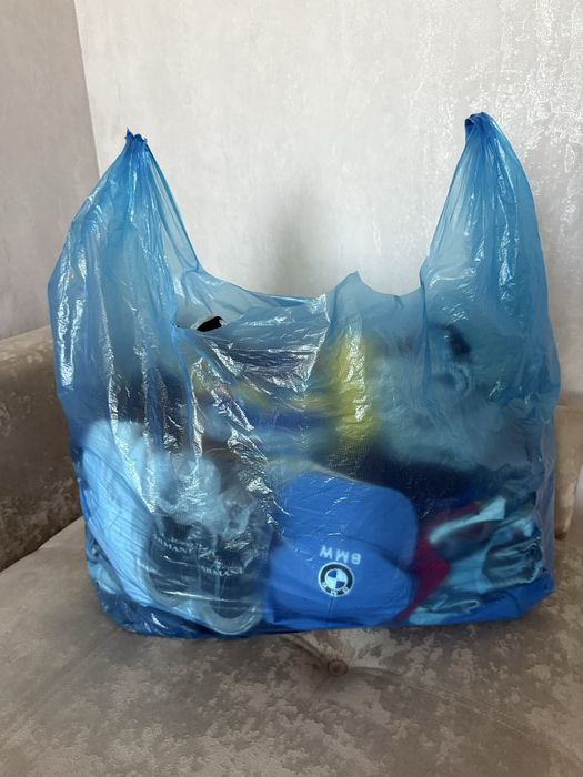 Отдам бесплатно вещи и игрушки