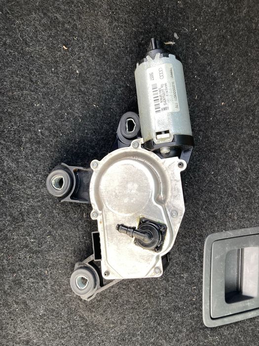 Моторче задна чистачка ауди А3