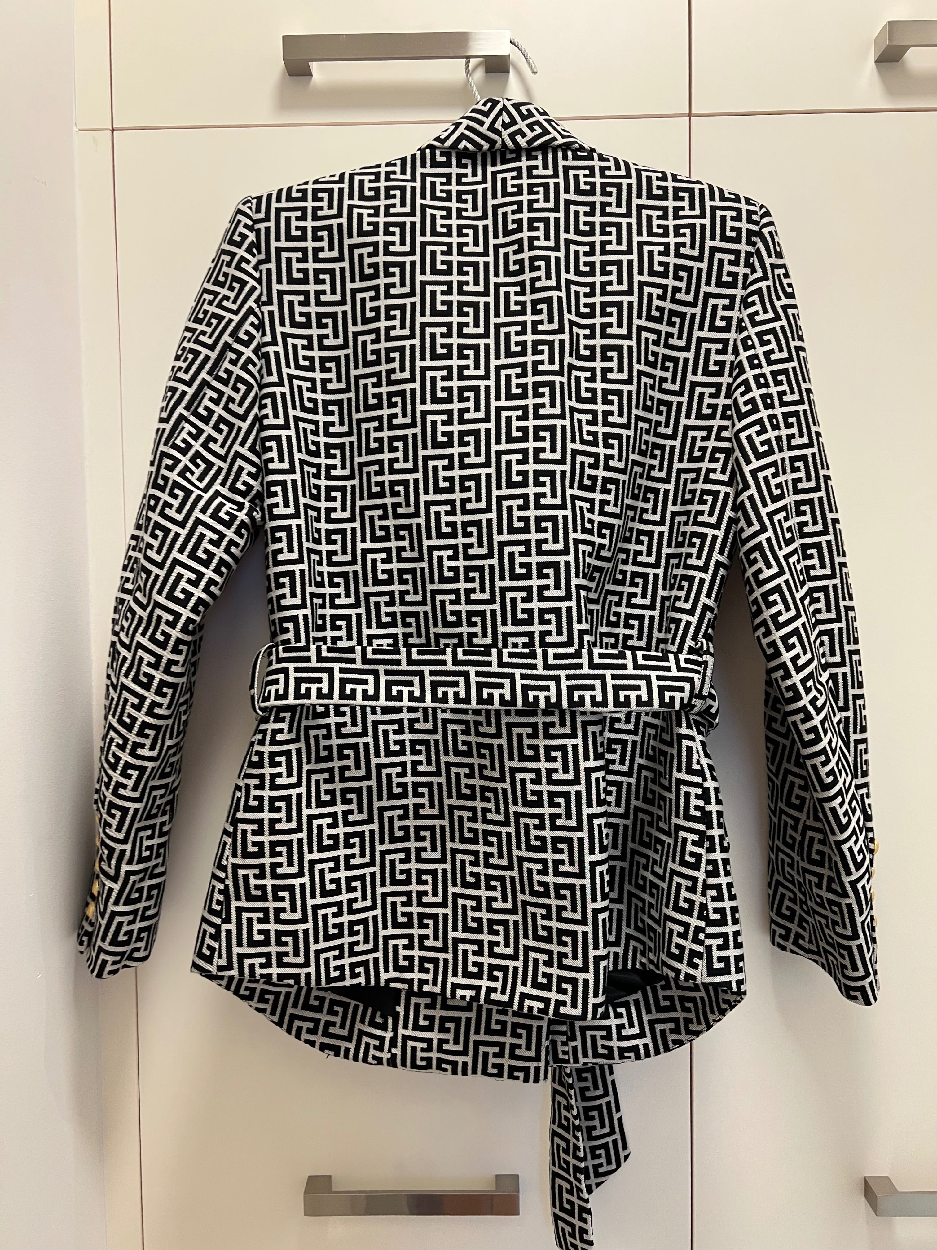 Balmain сако/палто