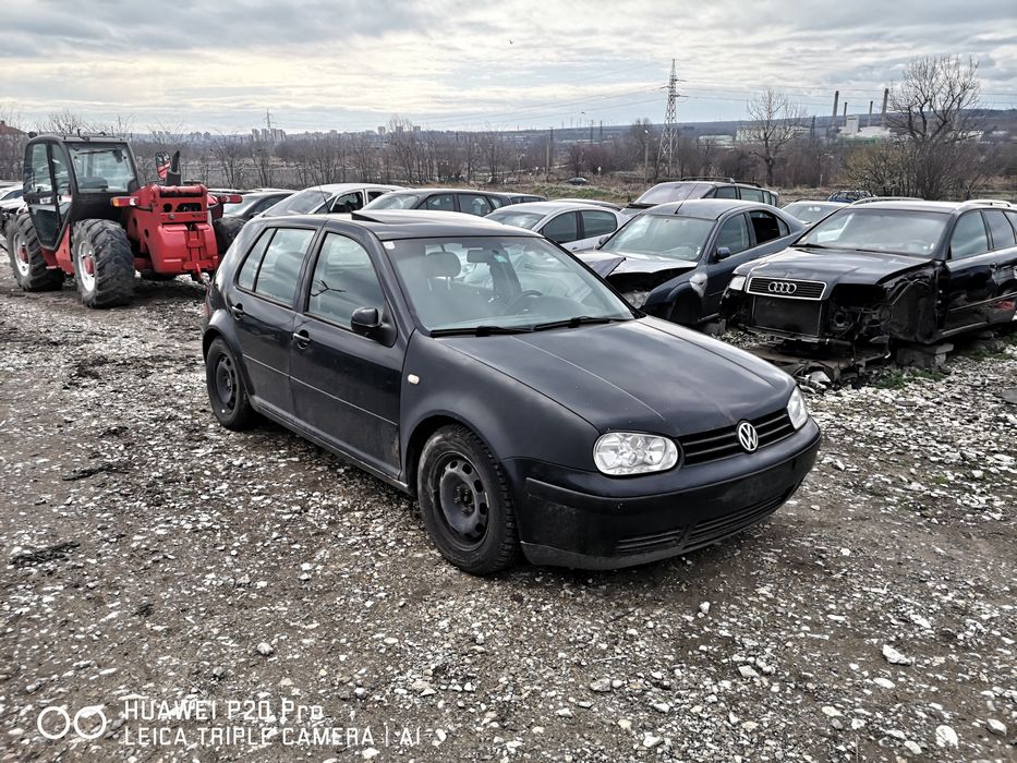 Фолксваген Голф 4 1.8i 20V 125k. На части