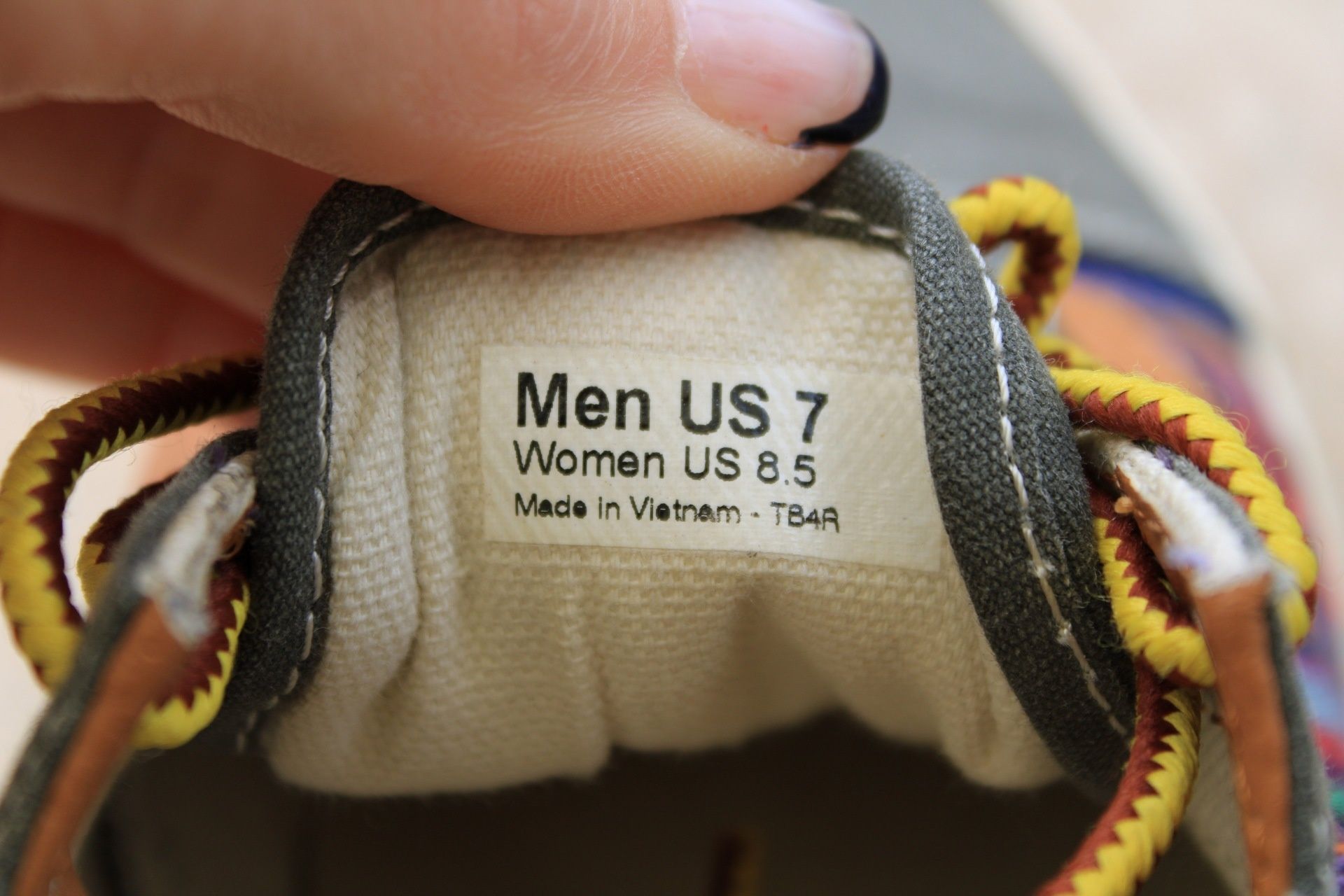 маратонки Adidas by Jeremy Scott, кец Vans 39