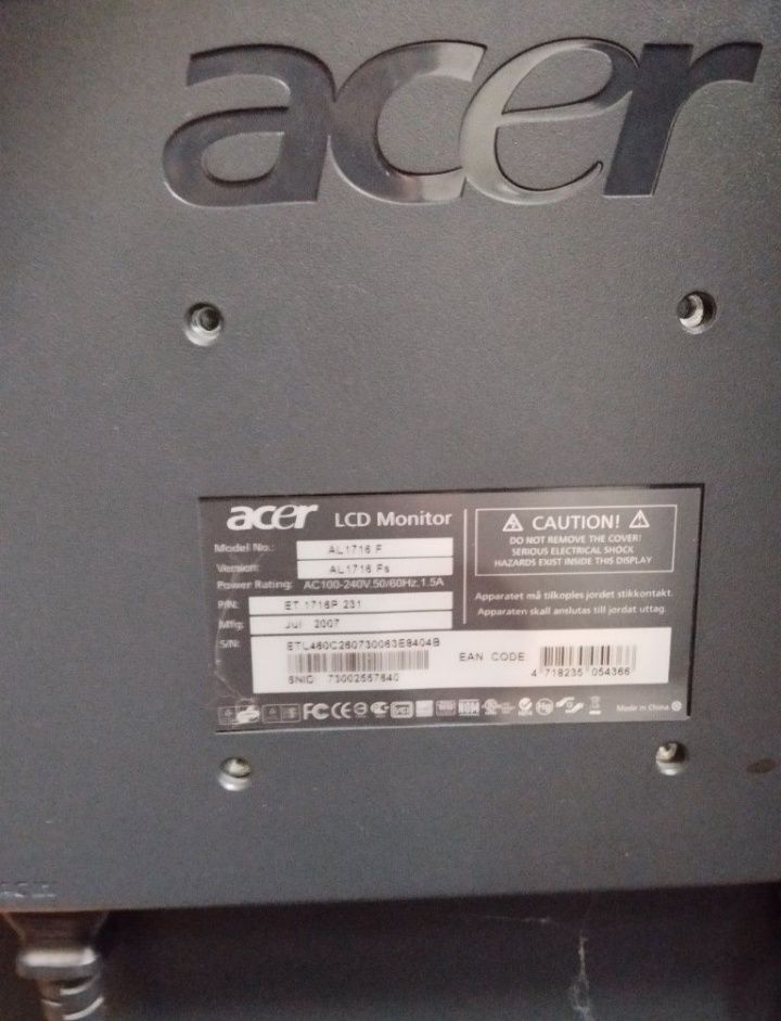Vând urgent monitor