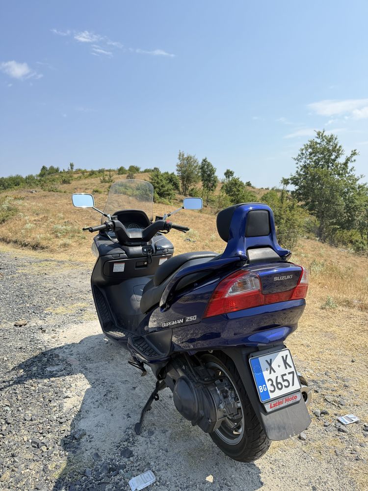 Suzuki Burgman 250i