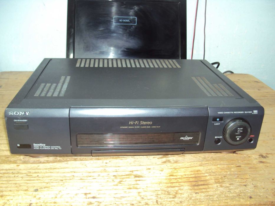 Video recorder VHS SONY SLV-E811