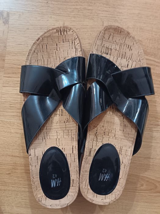 Чехли за лятото  висок