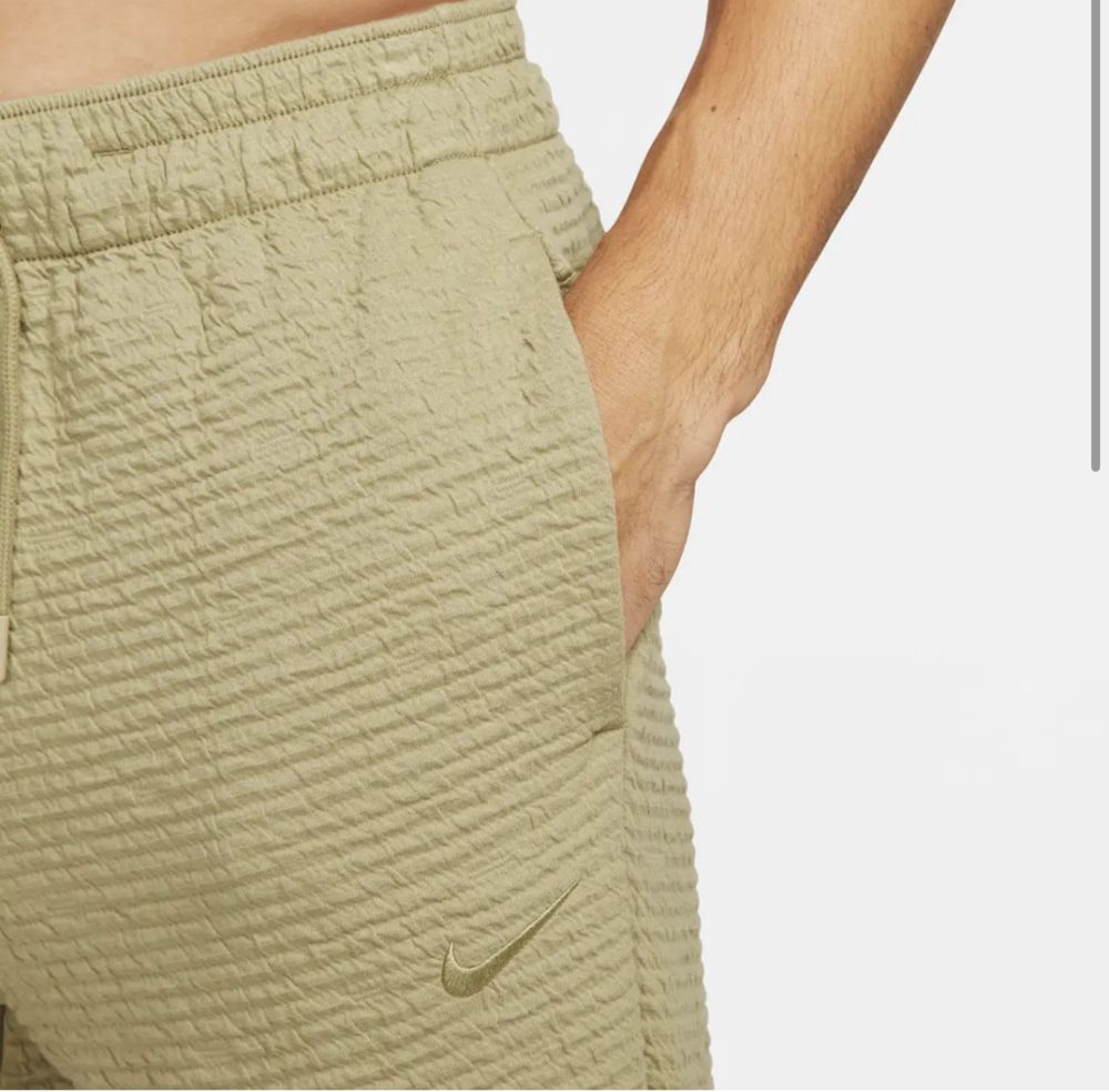 Pantaloni Nike Dry Fit pentru barbati