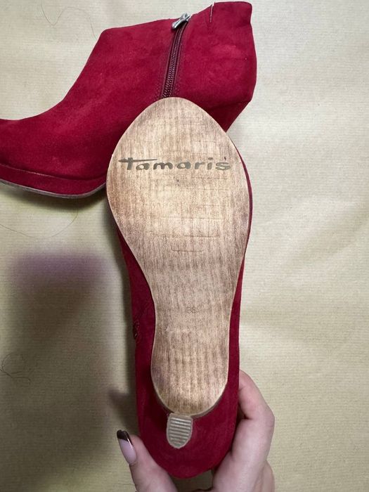 Ghete ocazie Tamaris marime 37